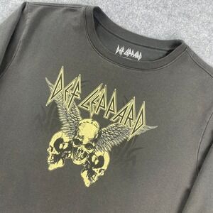Def Leppard Mens Shirt XL Gray Long Sleeve Casual Streetwear Pyromania Tour Rock